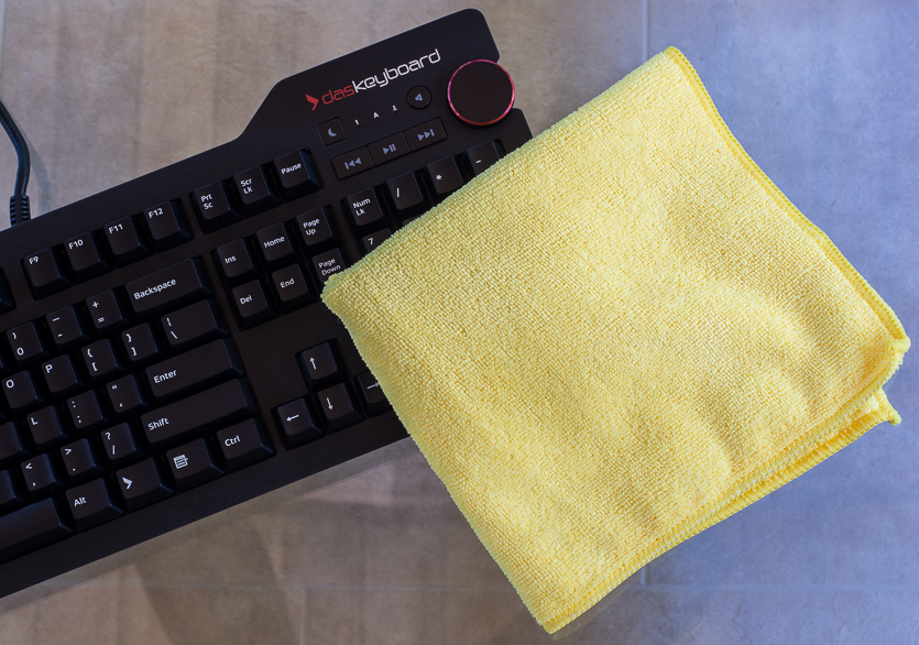 how to clean keycaps step by step